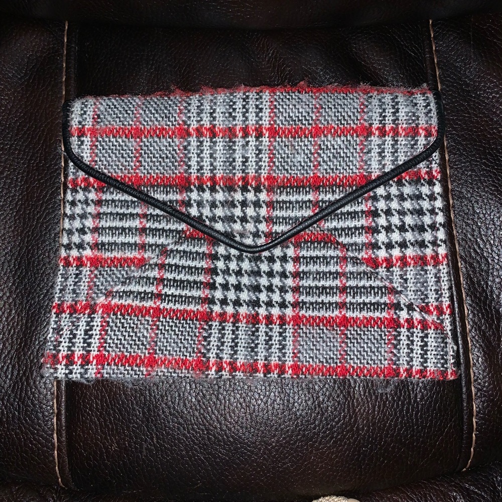 Plaid clutch